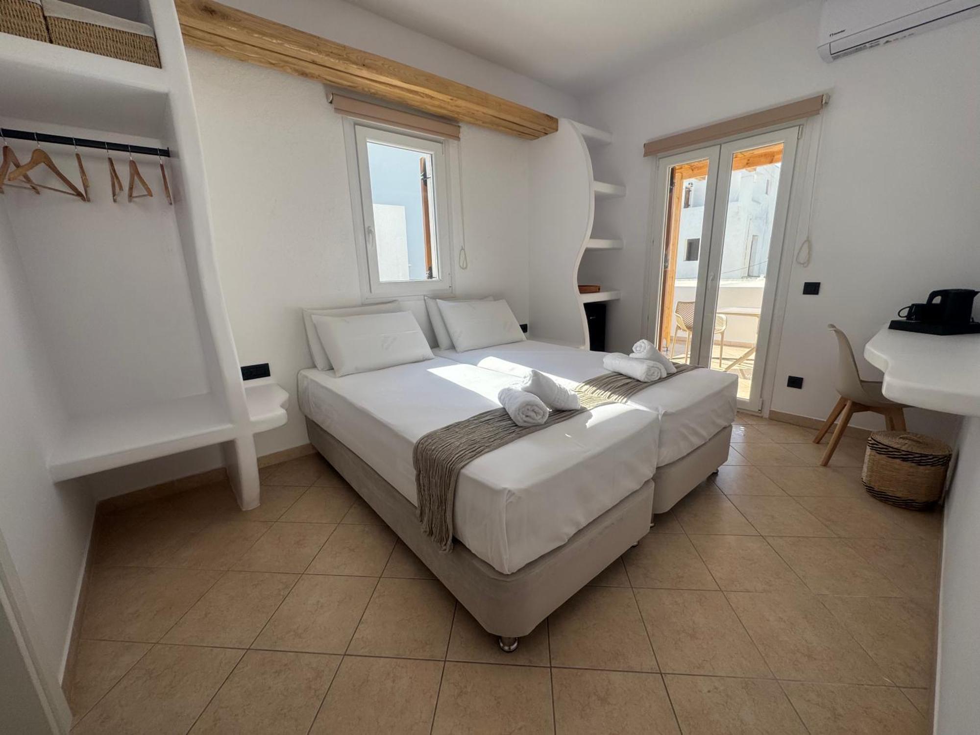 Eleni'S Rooms Antiparos Екстер'єр фото