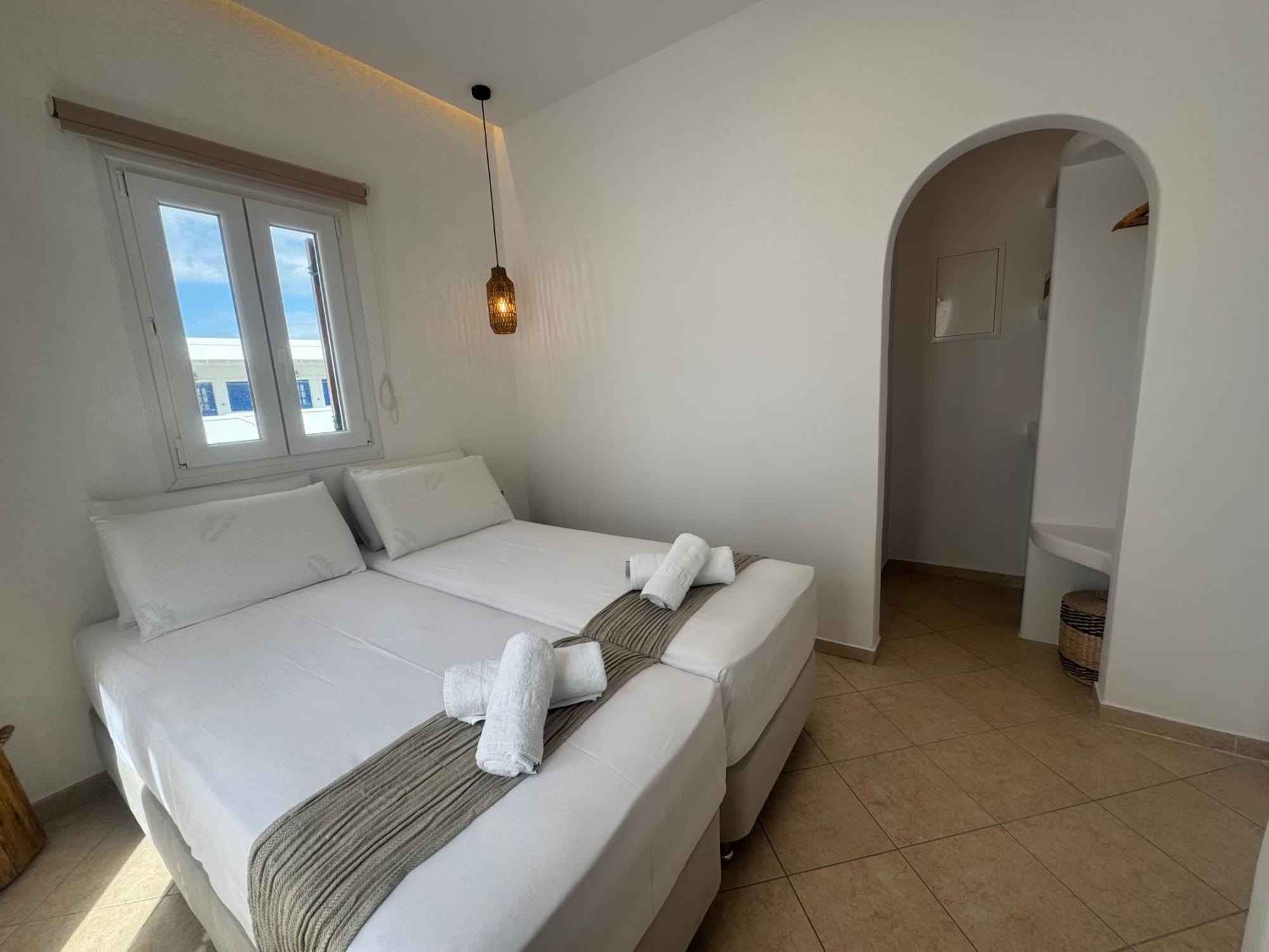 Eleni'S Rooms Antiparos Екстер'єр фото