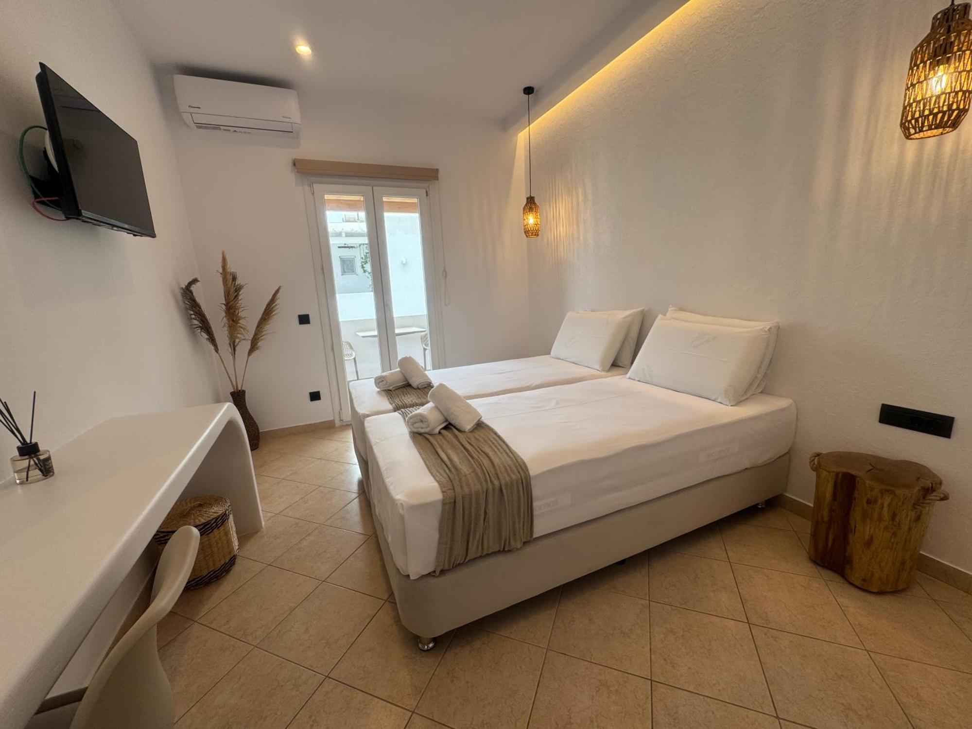 Eleni'S Rooms Antiparos Екстер'єр фото